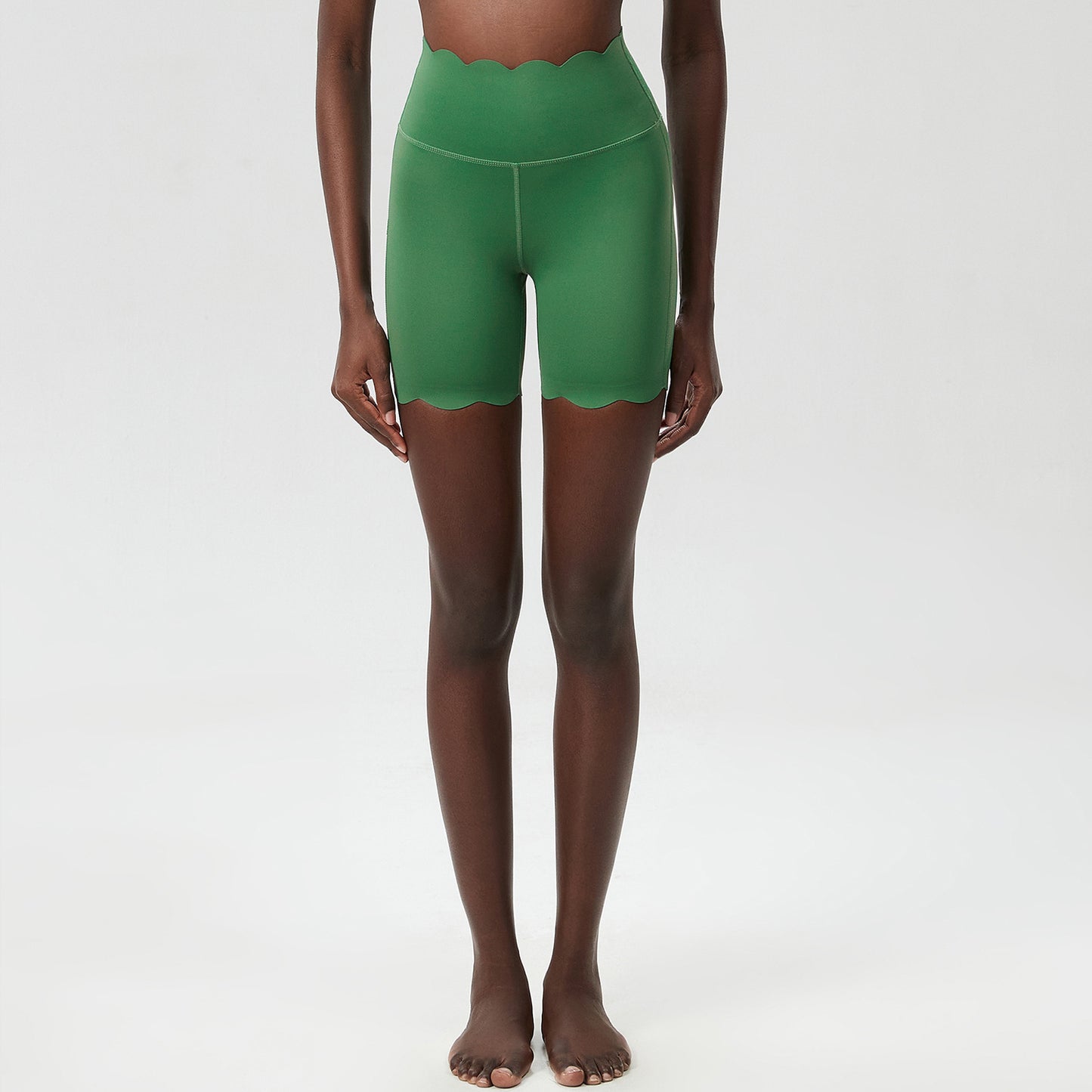 High Waist Scallop Edge Short - Mid Length